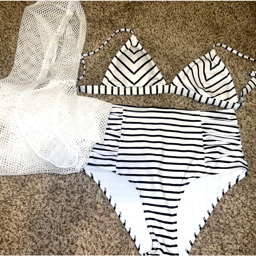 Women’s SwimSet ✨